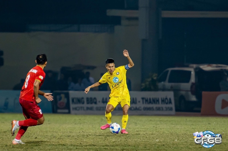 Thời tiết xấu và mặt sân ảnh hưởng trực tiếp đến chất lượng lối chơi và bàn thắng.