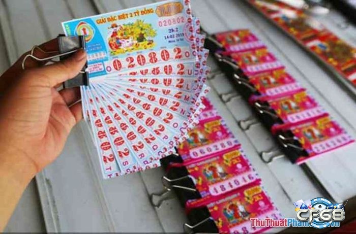 Giấc mơ thấy rất nhiều vé số tượng trưng cho nhiều cơ hội đang xuất hiện trong cuộc sống của bạn